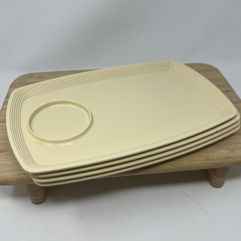 Vintage LOT of 4 Thermo Temp Snack Trays Mallory Randall USA Raffiaware SET‎